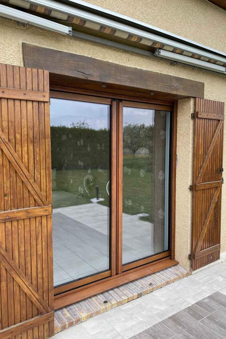 Installation de volets battants Dhuizon