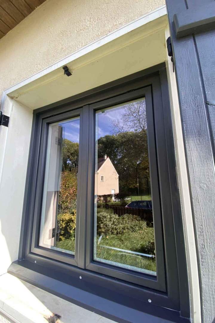 Installation fenêtre PVC Alu Hybride Dhuizon
