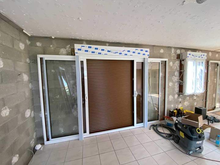 Pose volets PVC Alu Dhuizon